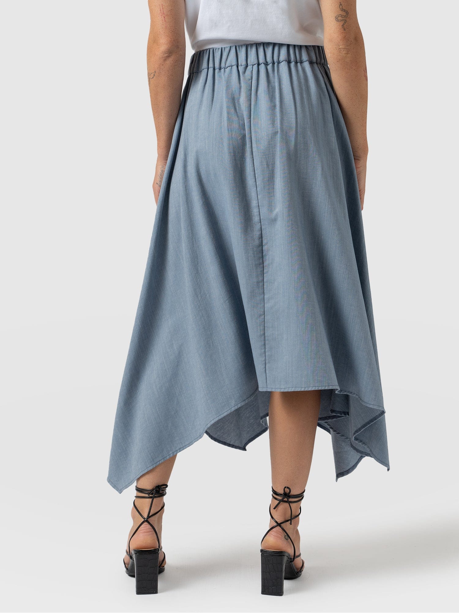 Noho Skirt Chambray - Women's Skirts | Saint + Sofia® EU